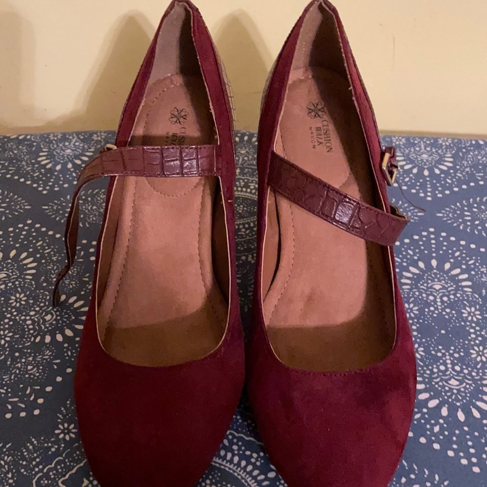 Shoes are in excellent  condition